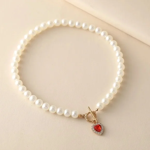 💖5 items for $25 Sale!💖 Elegant Red Heart Shape Pearl Necklace - Picture 2 of 5